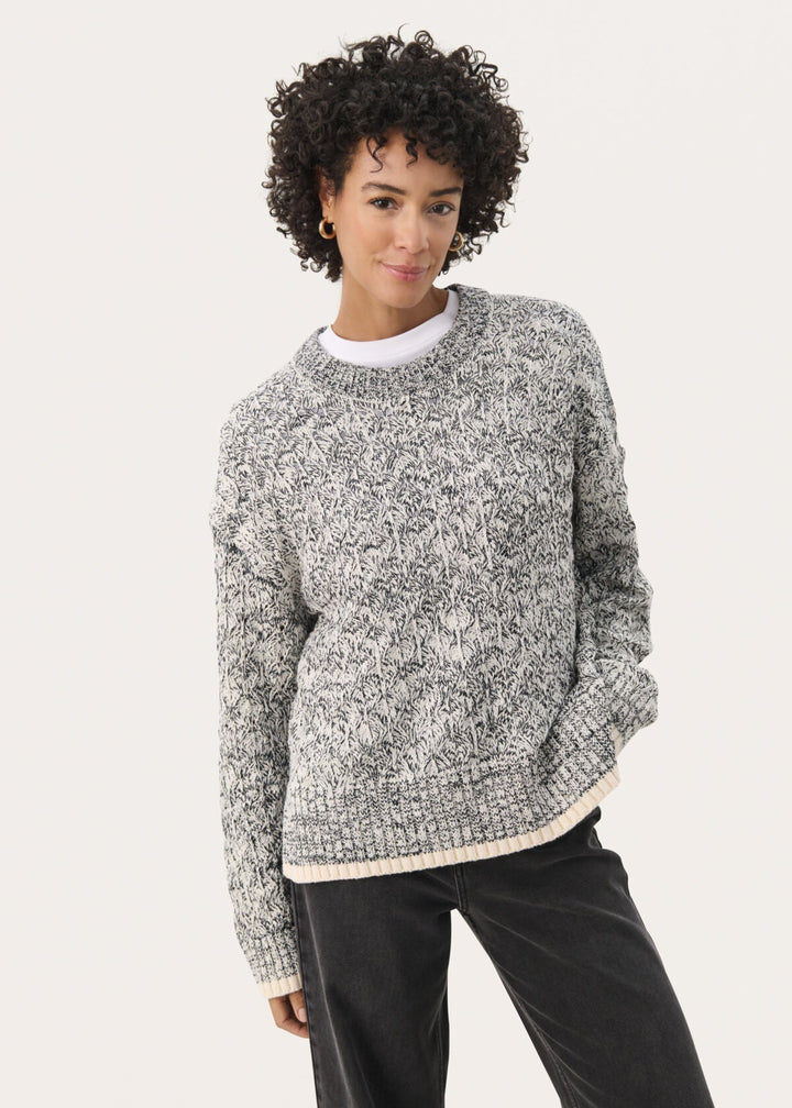 Part Two -Piaclara Pullover