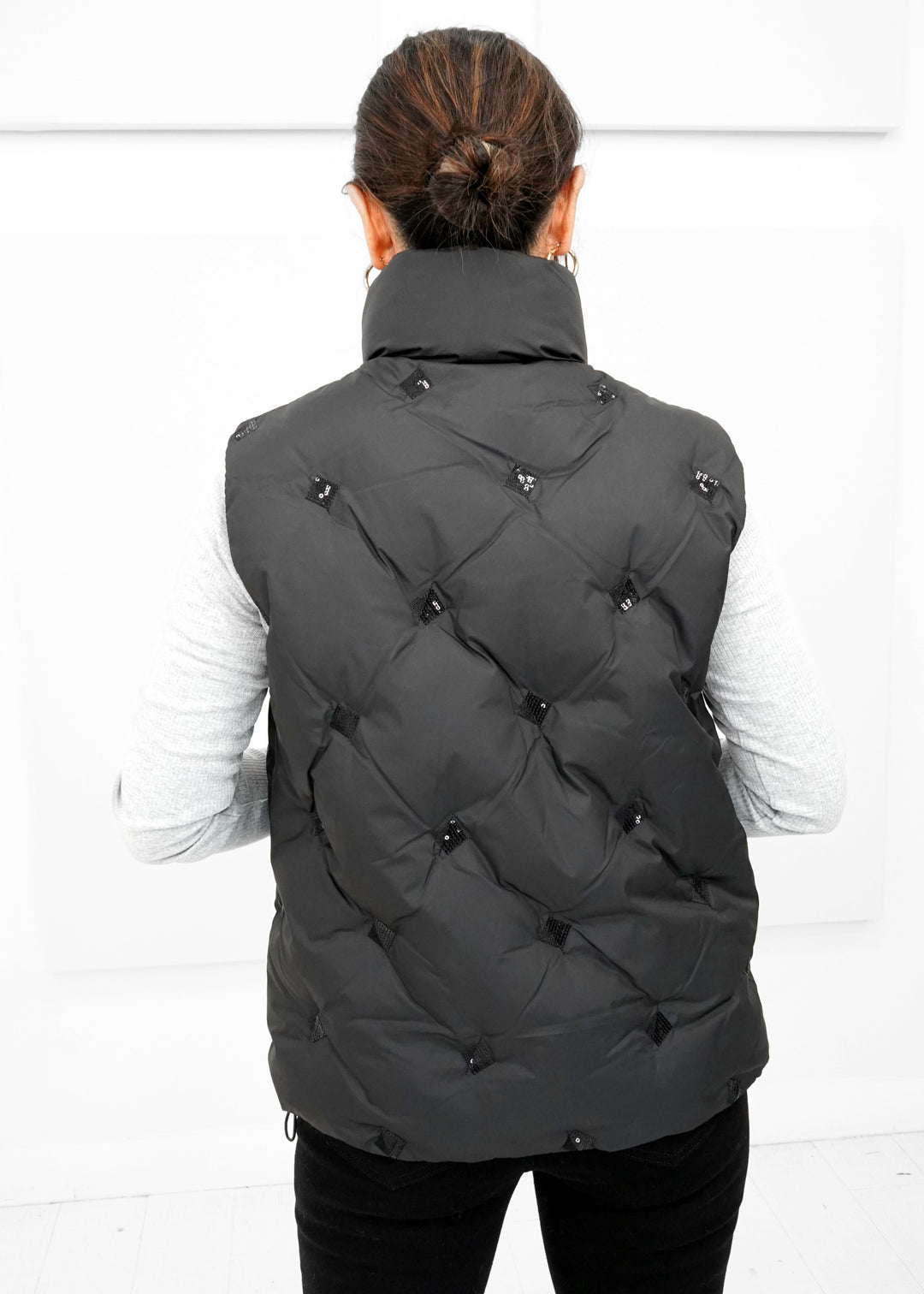 Carre Noir - Diamond Stitch Puffer Vest