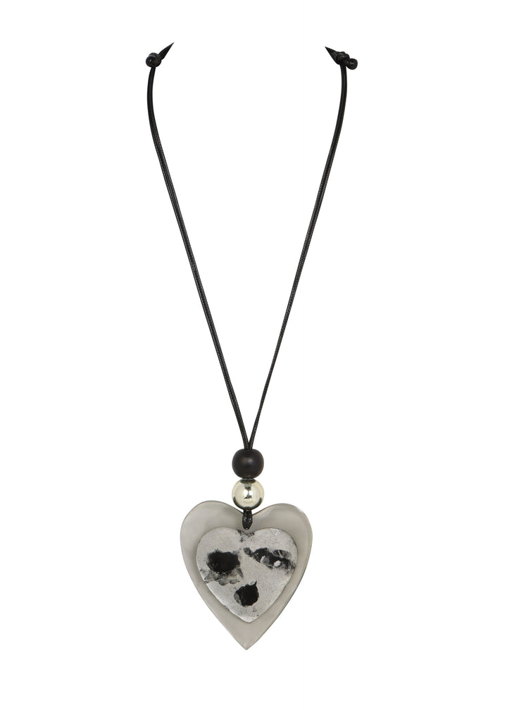 Merx - Heart Resin Pendant Necklace