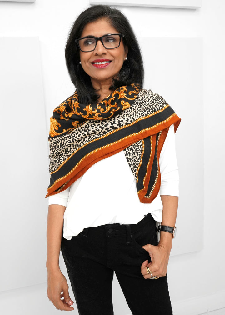 Tom & Eva - Reversible Animal Print Scarf