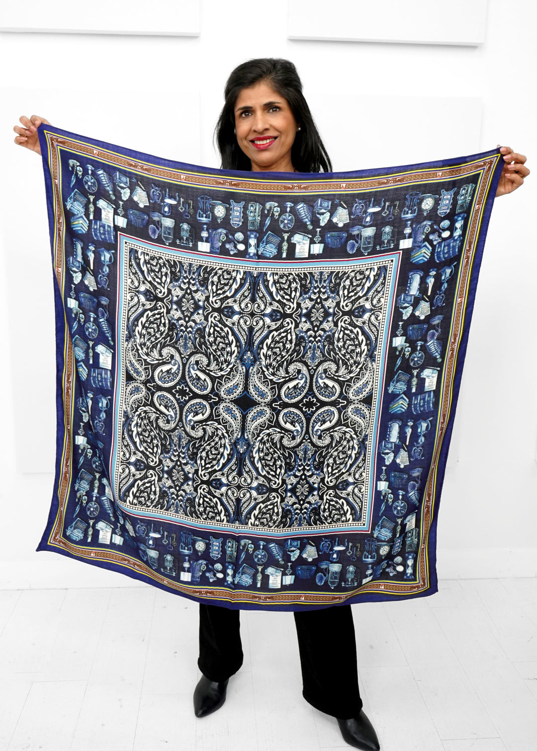 Tom & Eva -Reversible Vintage Paisley Scarf