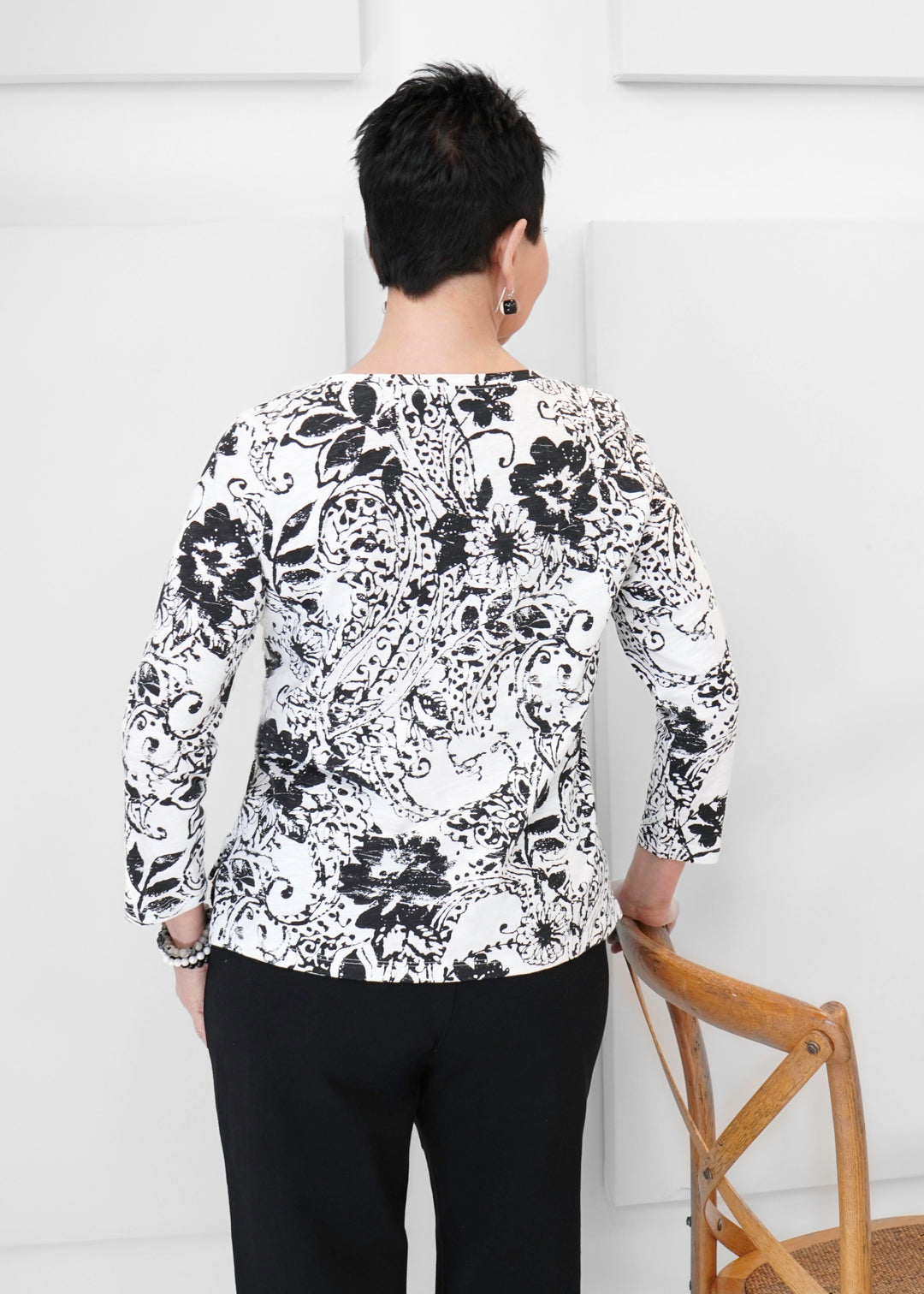 Escape - Floral Boxy Long Sleeve Top