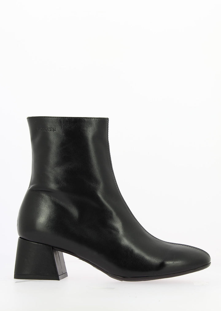 Wonders - Leather Ankle Bootie