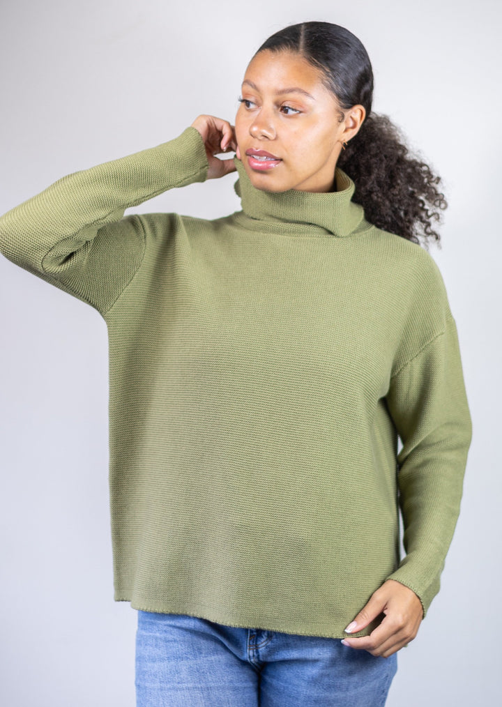 Echo Verde - The Eco Dog Walker Sweater