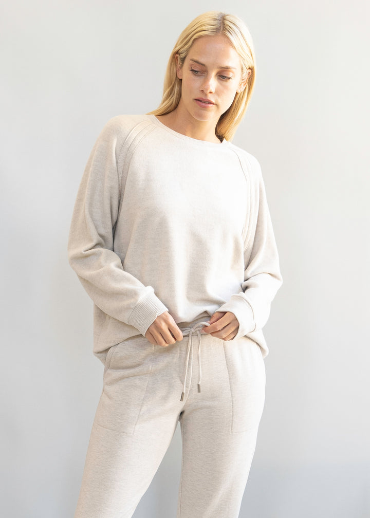 Capote - Jill Raglan Sleeve Pullover