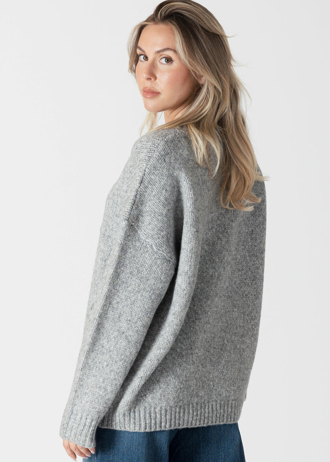 Lyla & Luxe - Crewneck Sequin Sweater