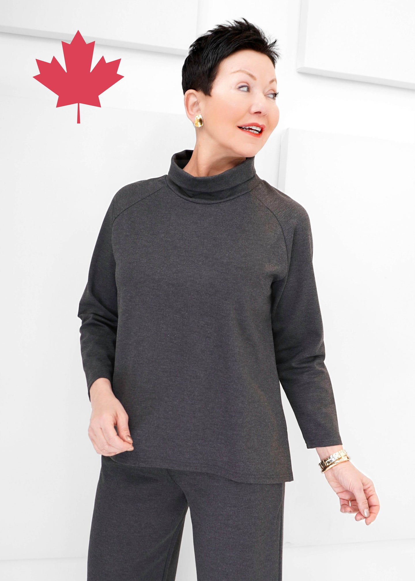 Shepherd's - Ponte Retreat Raglan Top