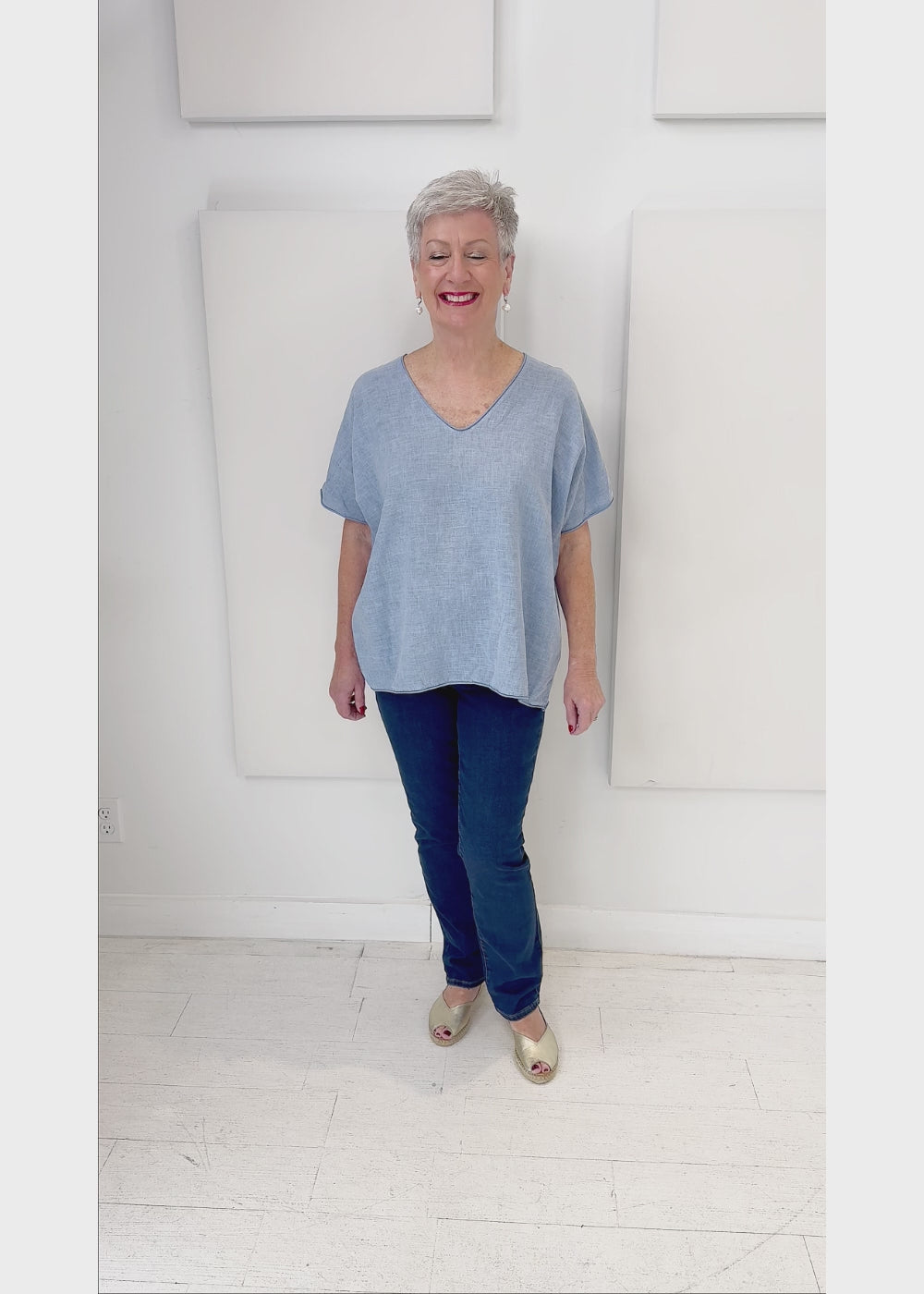 Catherine Lillywhite's - Linen Front V-Neck Tee